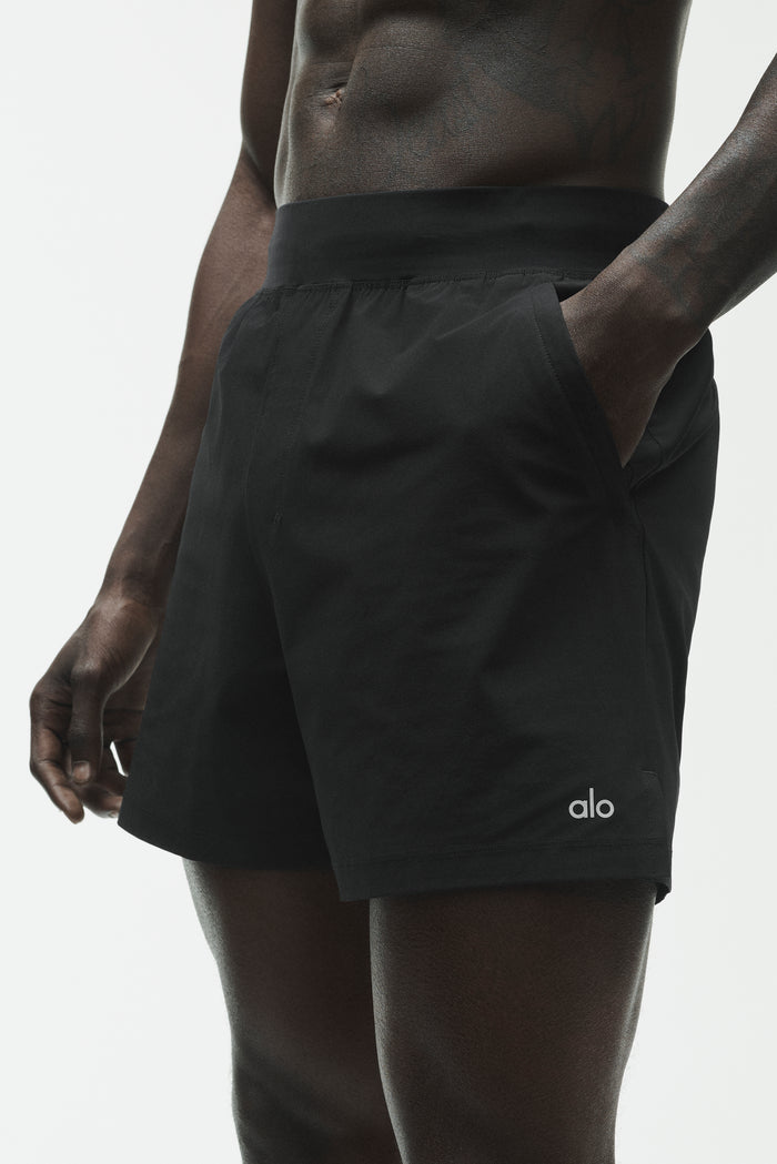 5" Repetition Short - Black