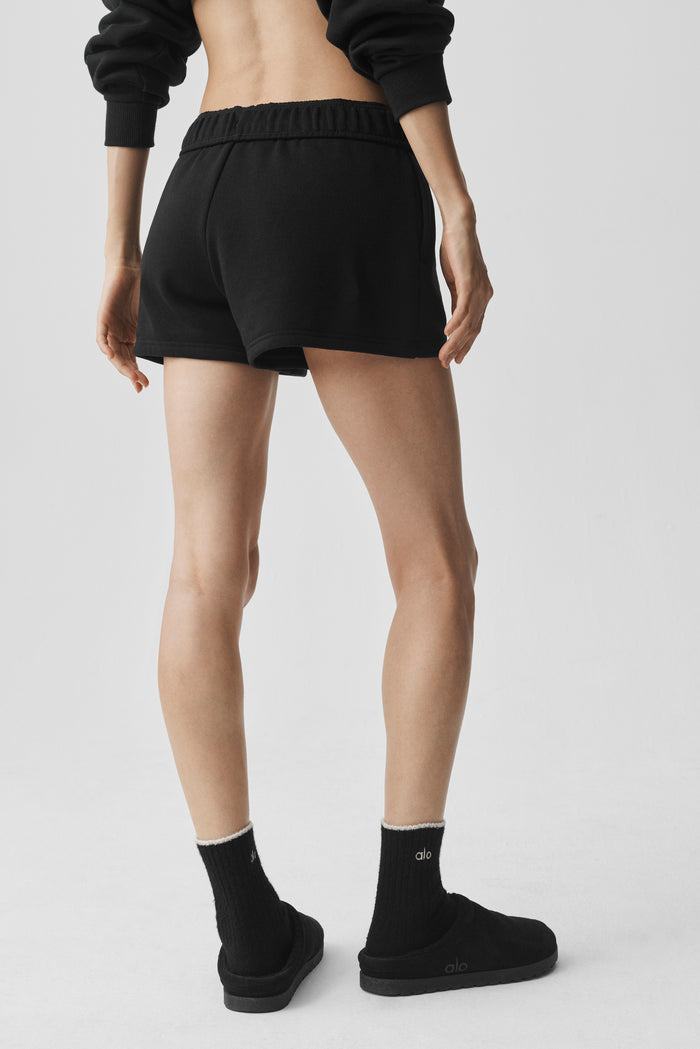 Accolade Short - Black