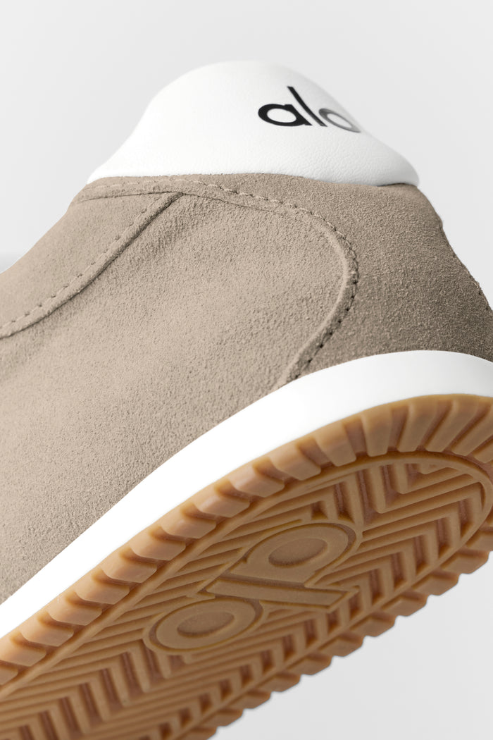 ALO Sunset Sneaker (Unisex) - Gravel
