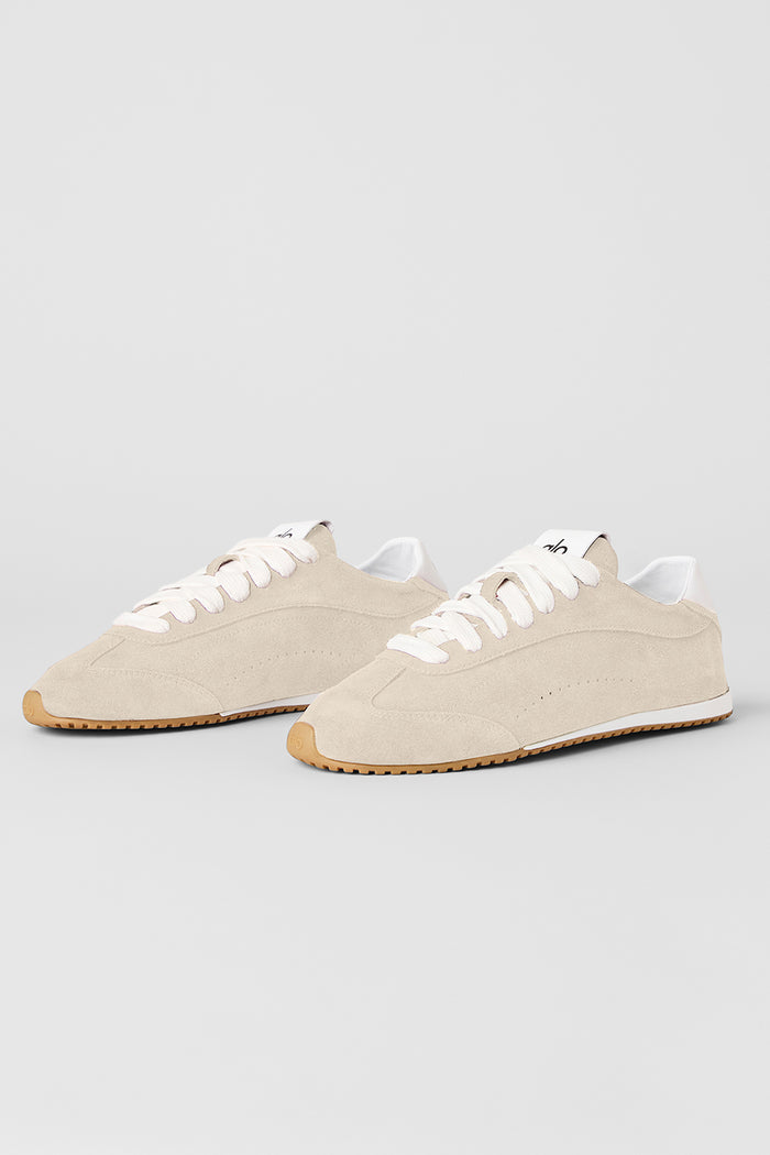 ALO Sunset Sneaker (Unisex) - Sandstone