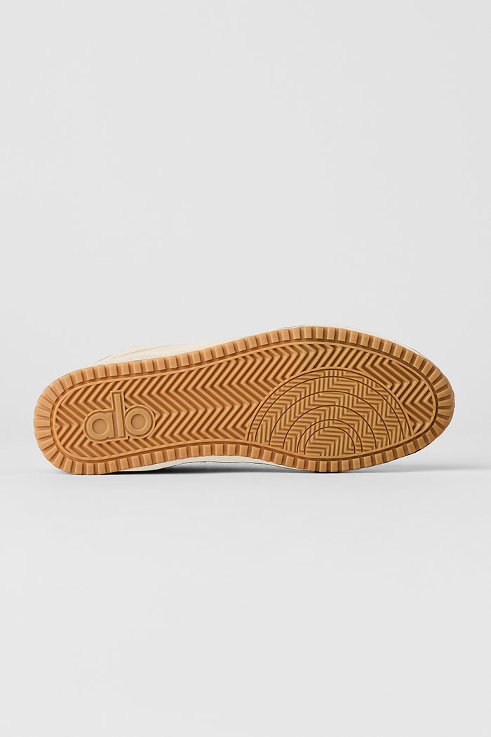 ALO Sunset Sneaker (Unisex) - Sandstone