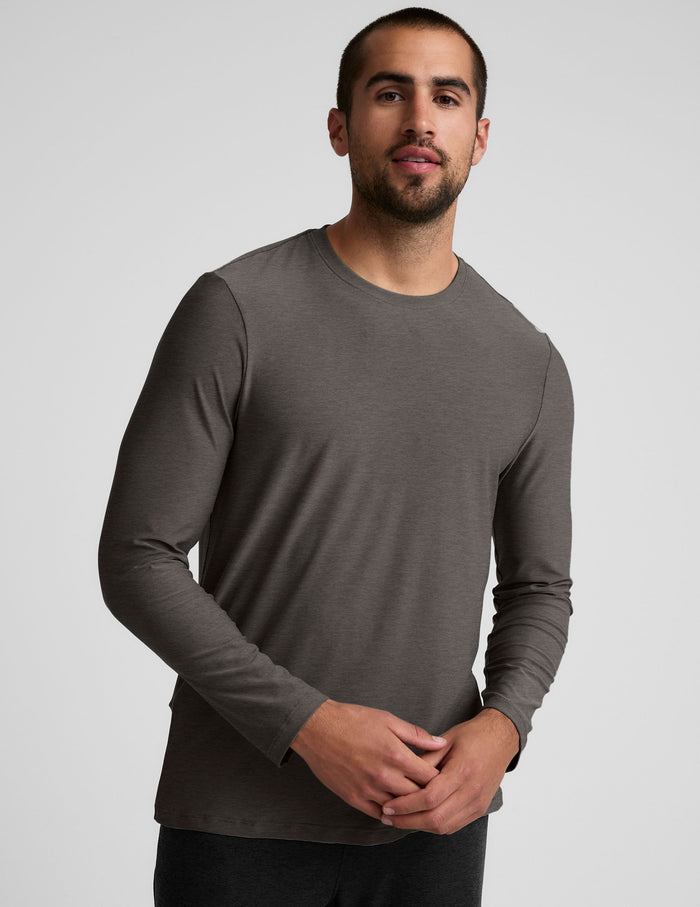 grey men's long sleeve top.
