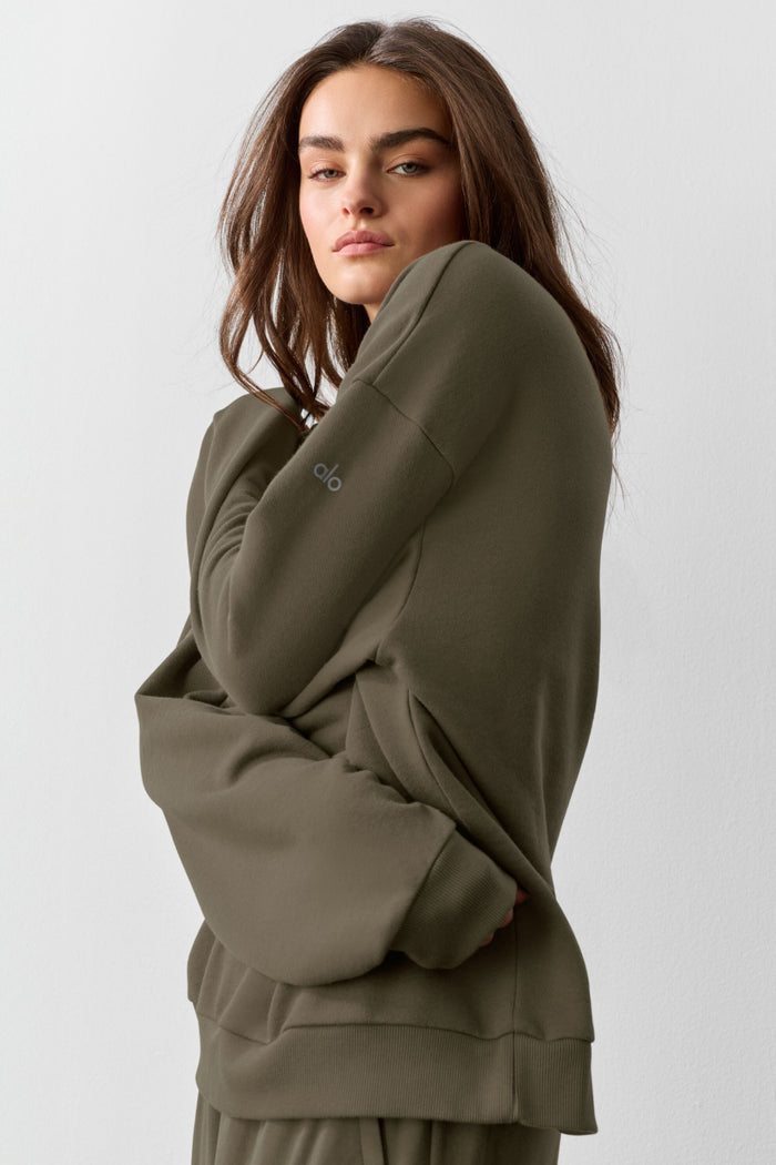 Chill Crew Neck Pullover - Olive Tree