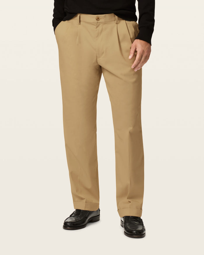 Comfort Khakis, Pleated, Relaxed Fit