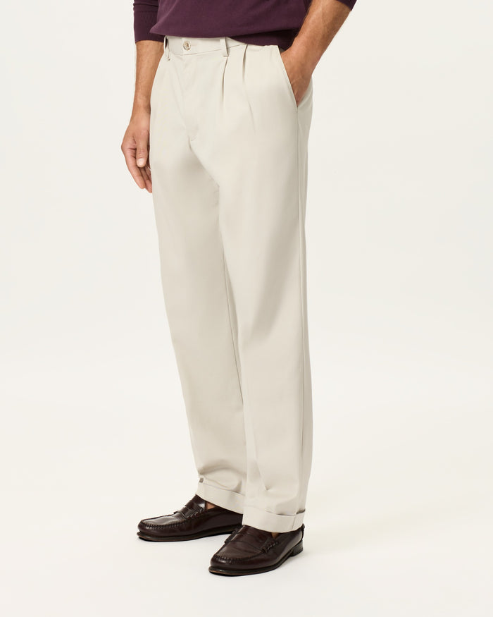 Comfort Khakis, Pleated, Relaxed Fit