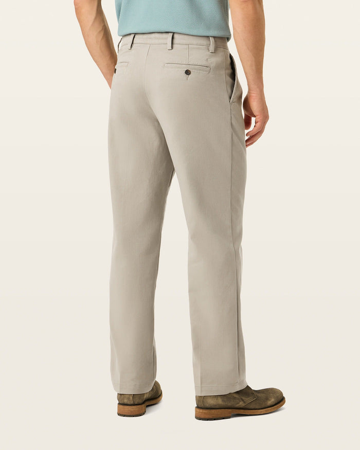 Easy Khakis, Pleated, Classic Fit
