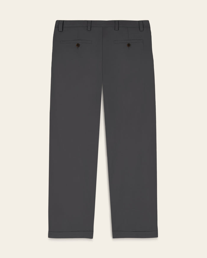 Easy Khakis, Pleated, Relaxed Fit