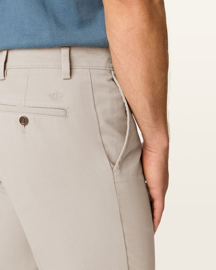 Easy Khakis, Straight Fit