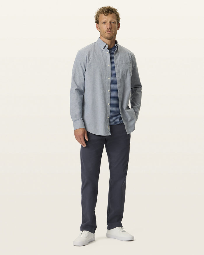 ESSENTIAL AMERICAN KHAKI STRAIGHT FIT in Ombre Blue