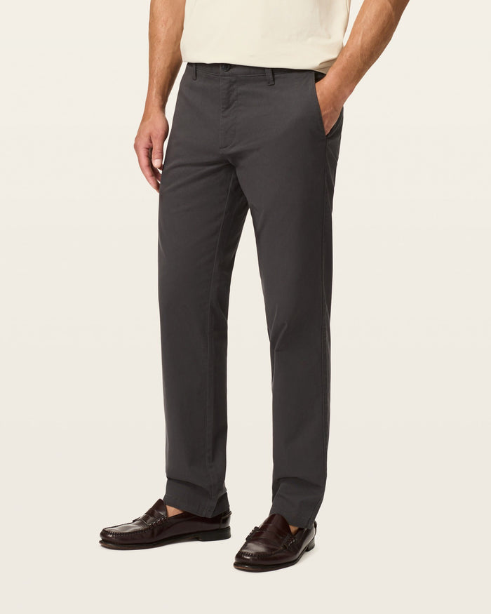 Essential American Khaki, Straight Fit