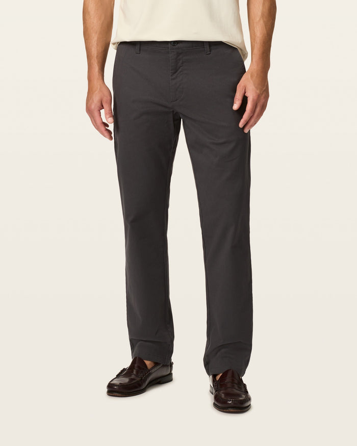 Essential American Khaki, Straight Fit