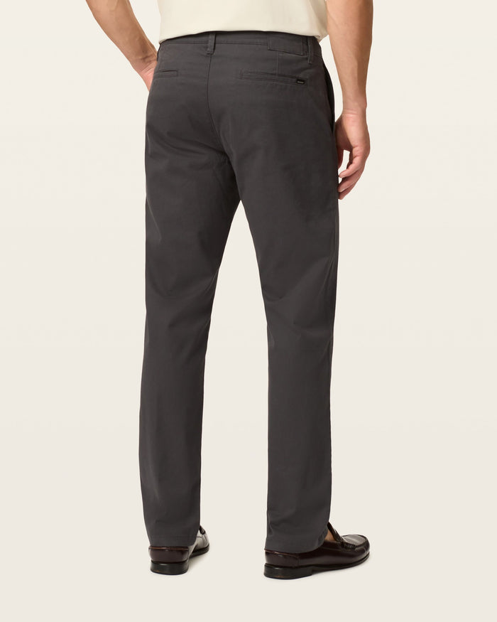 Essential American Khaki, Straight Fit