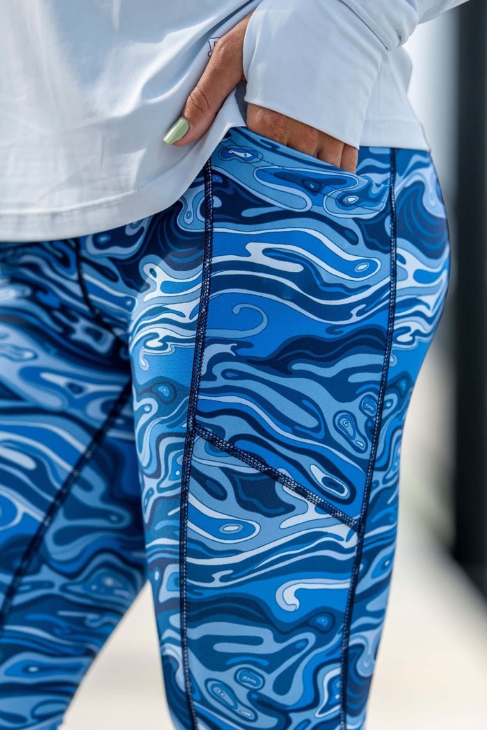 FisheWaters Pocket Capri Leggings - FisheWear