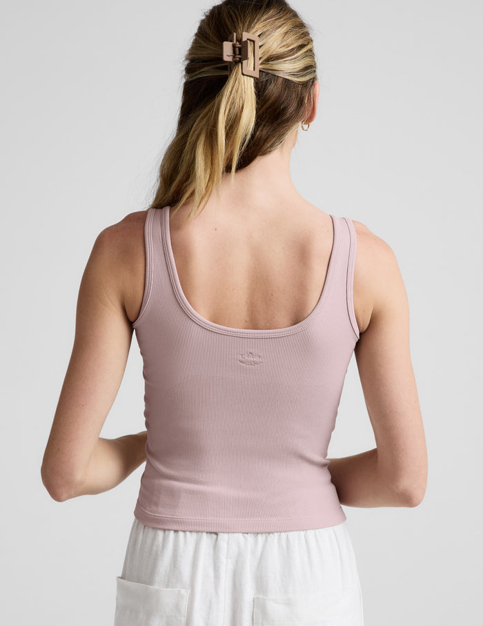 Keep It Cool Seamless Midlength Tank