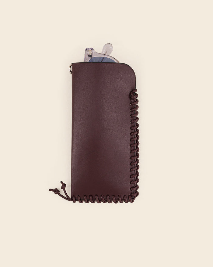 MAKALU - Bordeaux leather glasses case & burgundy leather braiding