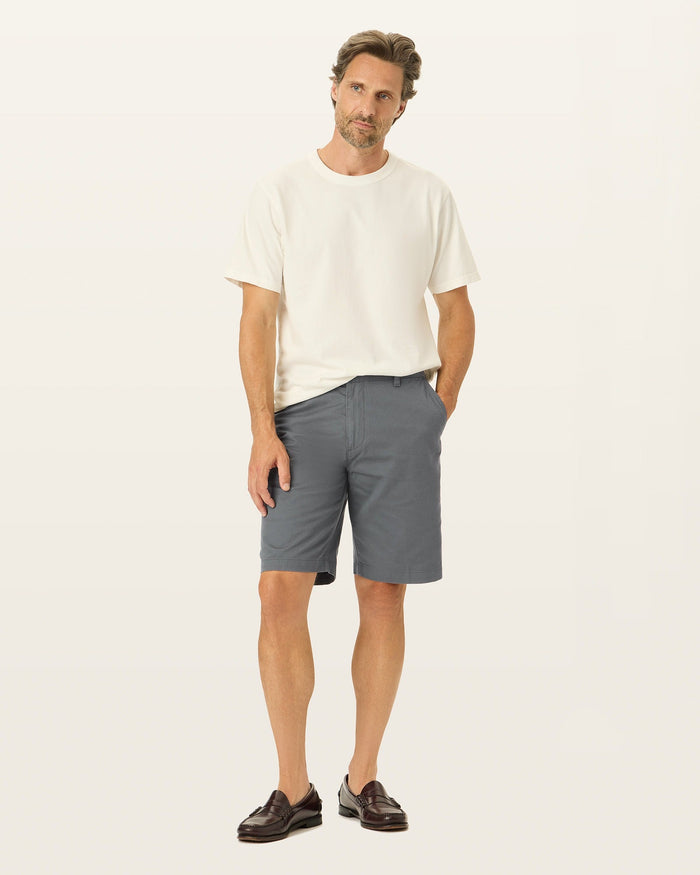 Front view of model wearing Seacliff Perfect 10.5" Shorts.