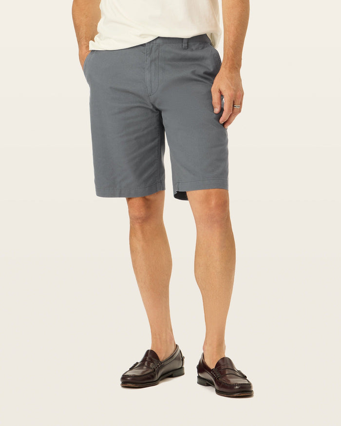Front view of model wearing Seacliff Perfect 10.5" Shorts.