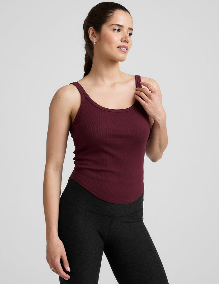 red scoop neck ribbed tank top.
