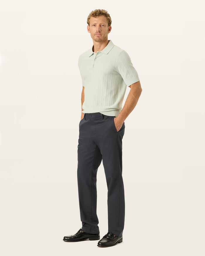 Signature Khakis, Creased, Straight Fit