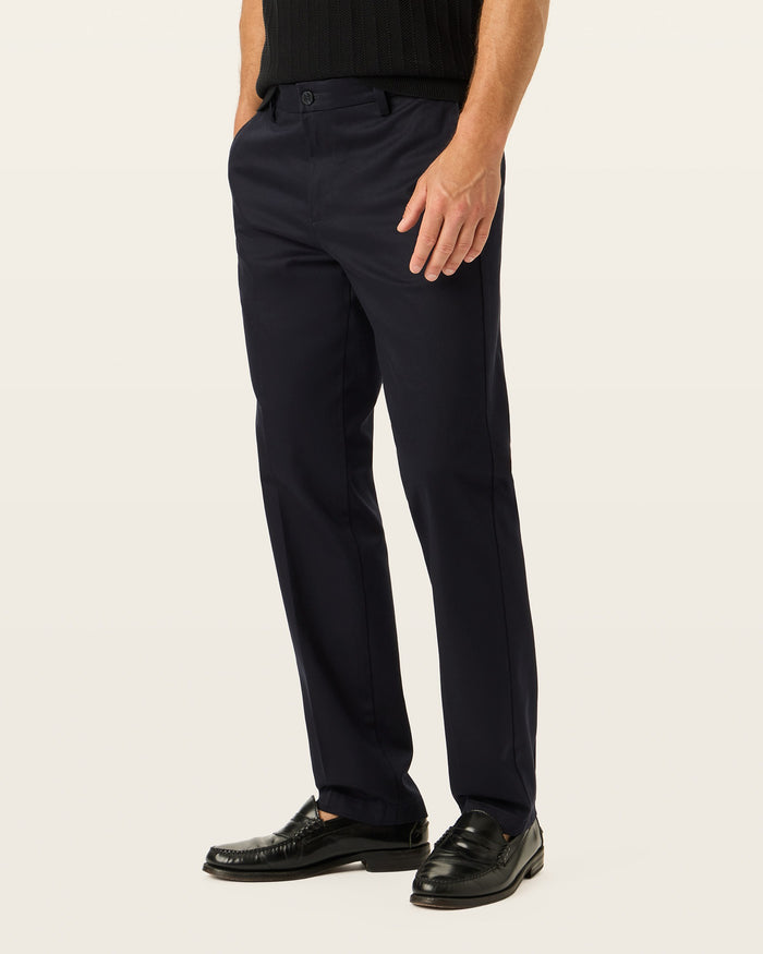 Signature Khakis, Creased, Straight Fit
