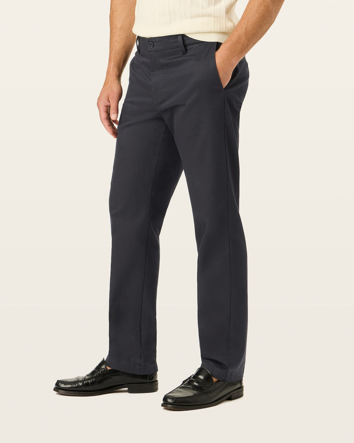 Signature Khakis, Creased, Straight Fit