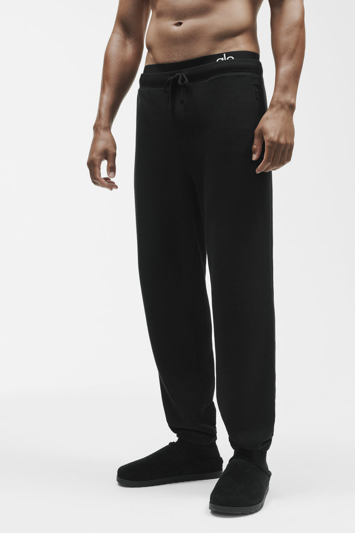 Triumph Restore Sweatpant - Black